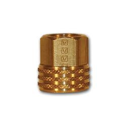 Lead-free garden hose adapter with female hose thread to female pipe thread 3/4 Female Hose Thread x 1/2 Female Pipe Thread Lead-Free Garden Hose Adapter